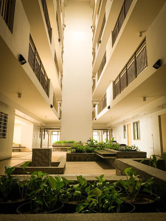 Ramiro Haven Staycation Manila Bagian luar foto
